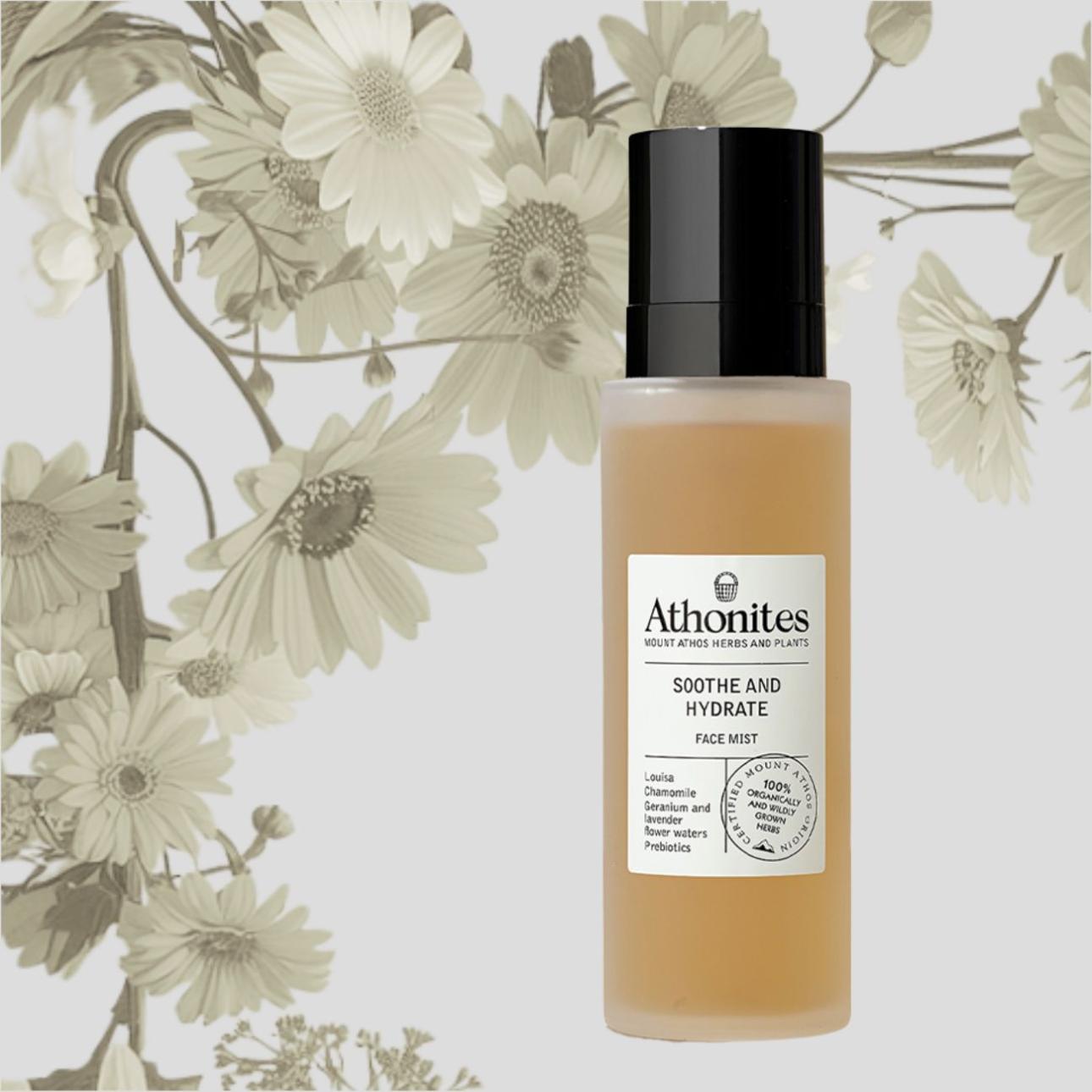 Soothe and Hydrate Mist. Athonites Eμπλουτισμένο με πρεβιοτικά, χωρίς αλκοόλη, από 98.3% συστατικά φυσικής προέλευσης, με φυσικές πράσινες νότες γερανιού και αρώματα χαμομηλιού και κυπαρισσιού. Αντιοξειδωτικό, χάρις στο έγχυμα άγριων βιολογικών αθωνικών βοτάνων και του φυσικού νερού από πηγές του Όρους Άθω.