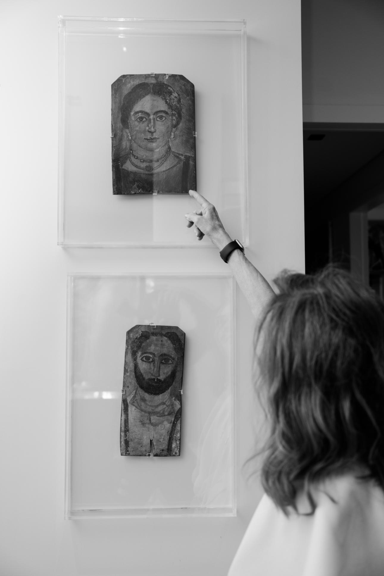  Στο σπίτι όπου η τέχνη συνυπάρχει με τις προσωπικές ιστορίες. 