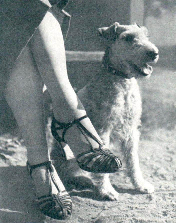 Παπούτσια σε ύφος fisherman sandals δεκαετίας 1940/Φωτογραφία: Pinterest