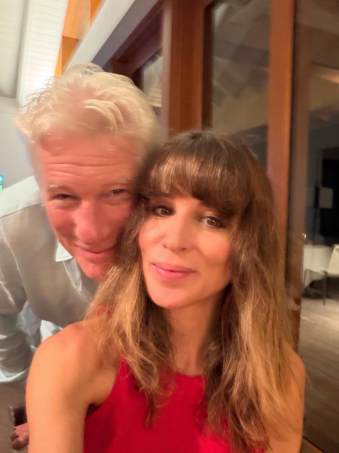 H Αλεχάντρα Σίλβα και ο Ρίτσαρντ Γκιρ/ Φωτογραφία: Instagram/ @alejandragere 