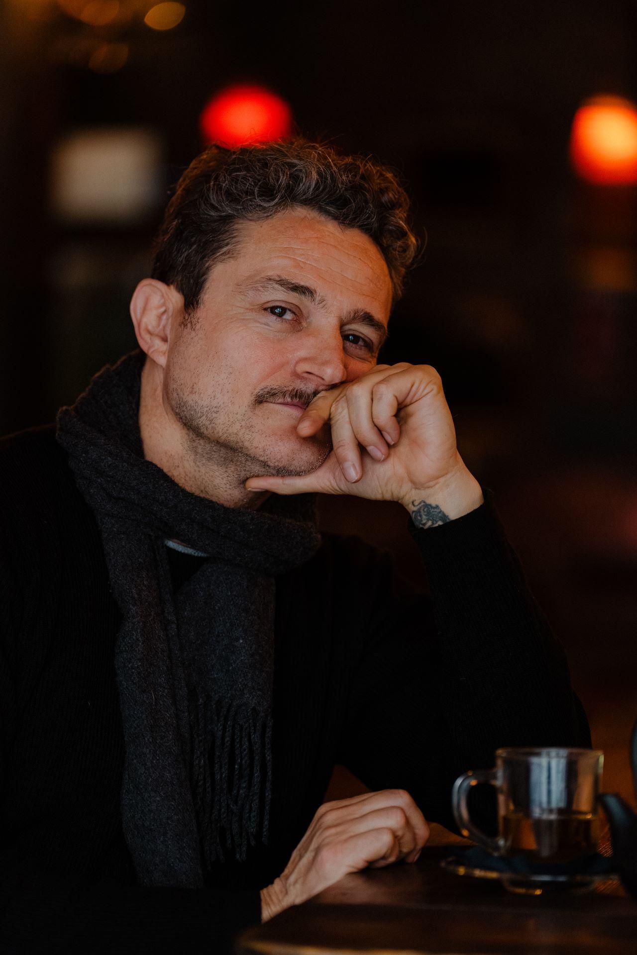 Γιώργος Καραμίχος η σχεση με τα παιδιά 