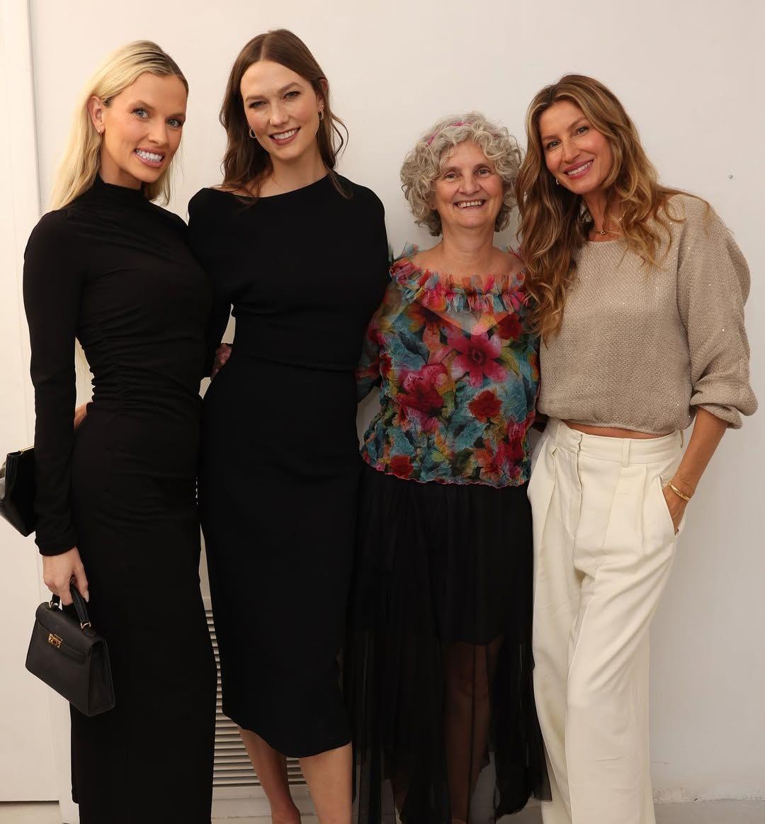 Η Ζιζέλ Μπούντχεν με λευκό παντελόνι/ Φωτογραφία: Instagram/ @gisele 