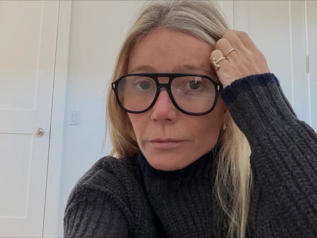 Η Γκουίνεθ Πάλτροου σε selfie από το ίδιο ταξίδι/ Φωτογραφία: Instagram/ @gwynethpaltrow  