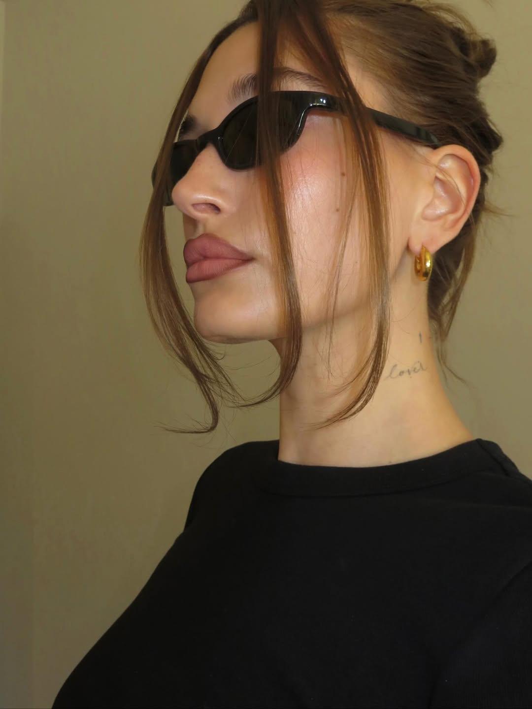 Το makeup tricks της Χέιλι Μπίμπερ γίννται συχνά viral/ Φωτογραφία: Instagram/ @haileybieber 