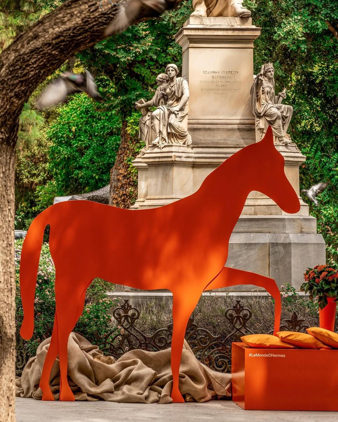   Το περίπτερο της Hermès στην Art Athina 2024/ Φωτογραφία: Instagram/ @hermes  