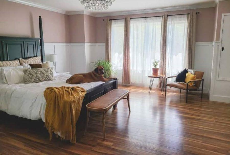 Το υπνοδωμάτιο μετά την ανακαίνιση / Φωτογραφία: Jordan Graft