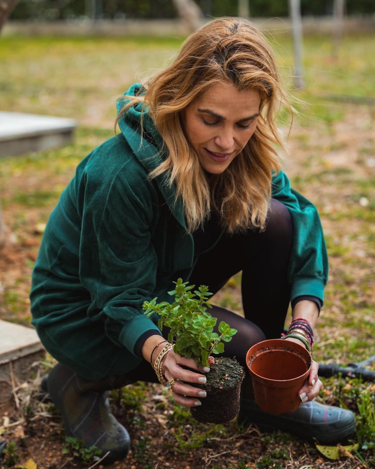Photo credit: Τζένη Μπότση Instagram