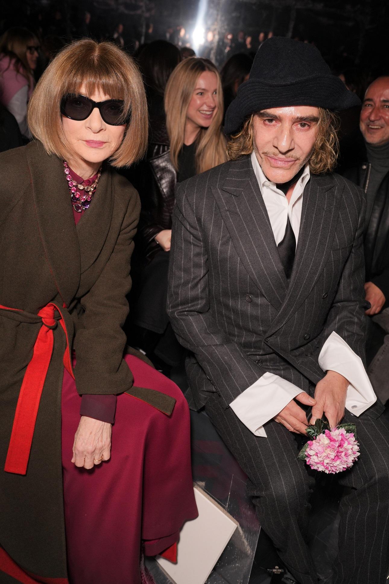 Άννα Γουίντουρ, John Galliano/ Getty/ Ideal Image