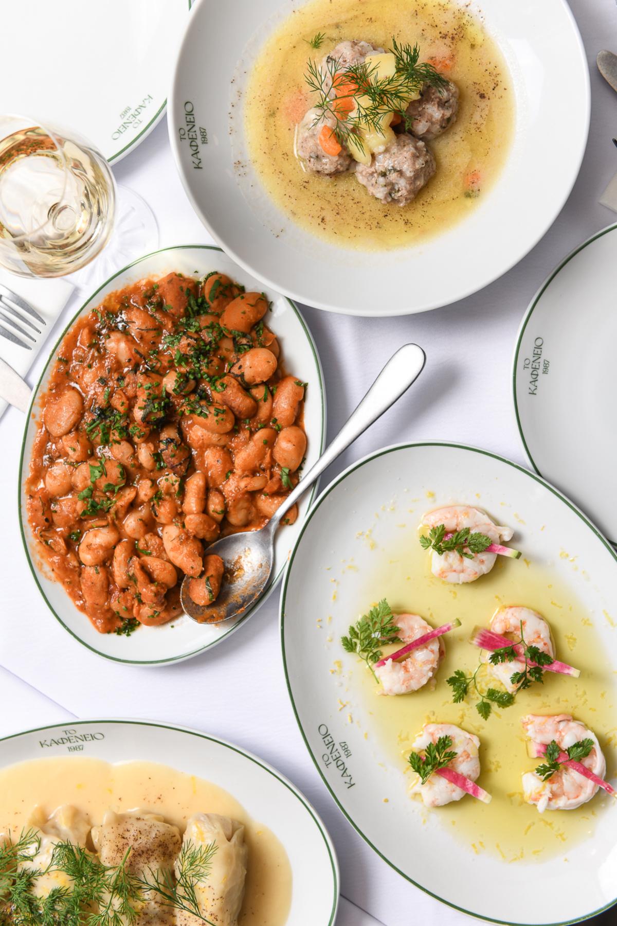  Από την πρώτη μέρα λειτουργίας του έγινε σημείο συνάντησης ανθρώπων που ήθελαν να μοιραστούν κάτι περισσότερο από ένα γεύμα. 