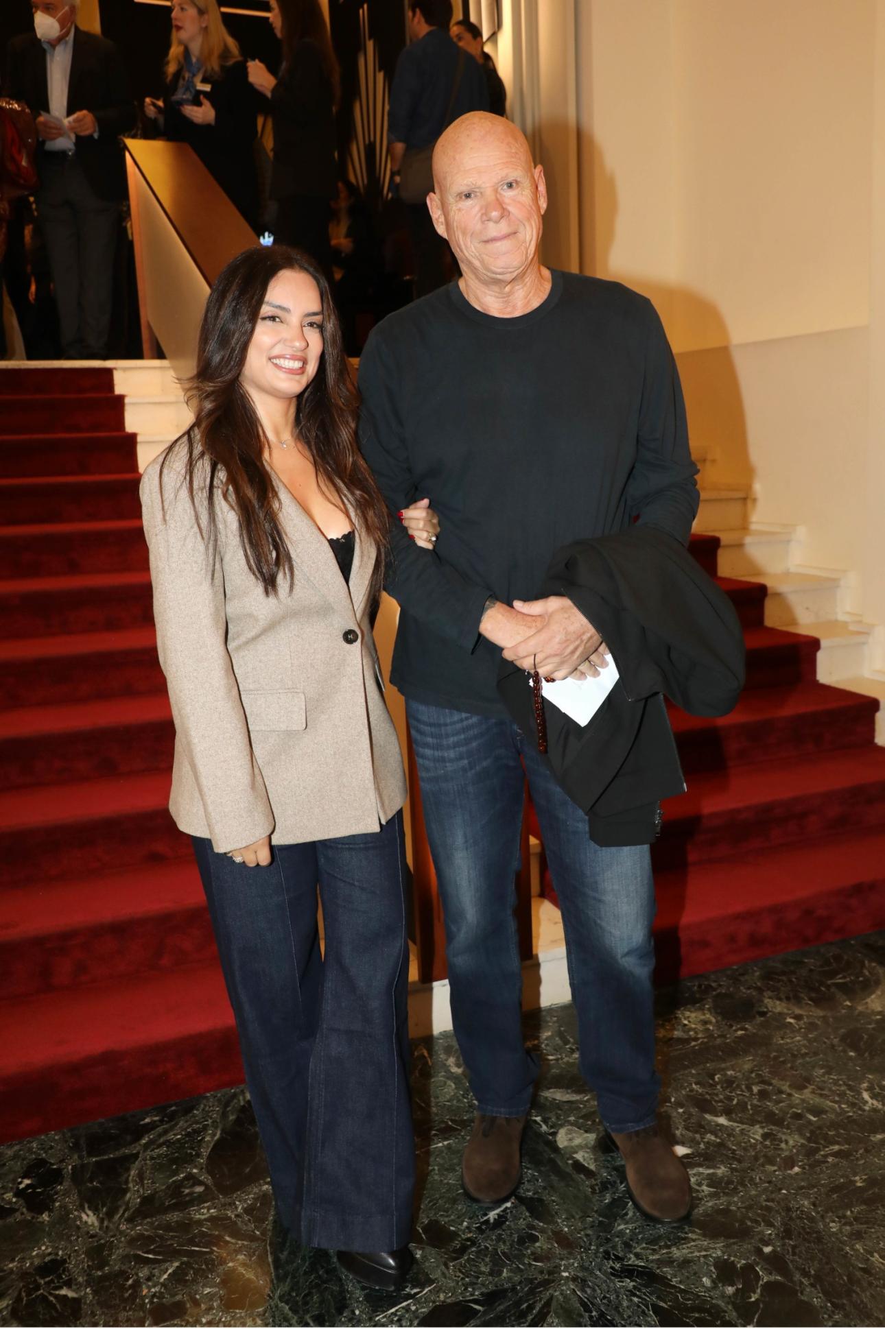  Ελπίδα Ιακωβίδου-Τζώνη Καλημέρης 