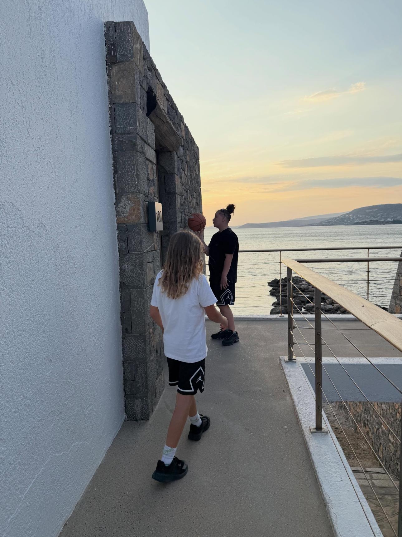 Φωτογραφία Instagram/@Katerinakaravatou