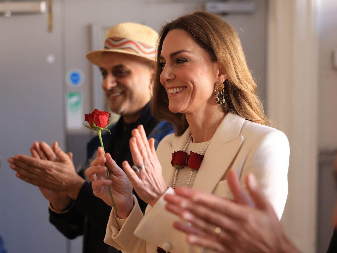 Η Κέιτ Μίντλετον κατά την επίσκεψή της στην ινδουιστική κοινότητα του Λέστερ/ Φωτογραφία: Instagram/ @princeandprincessofwales 