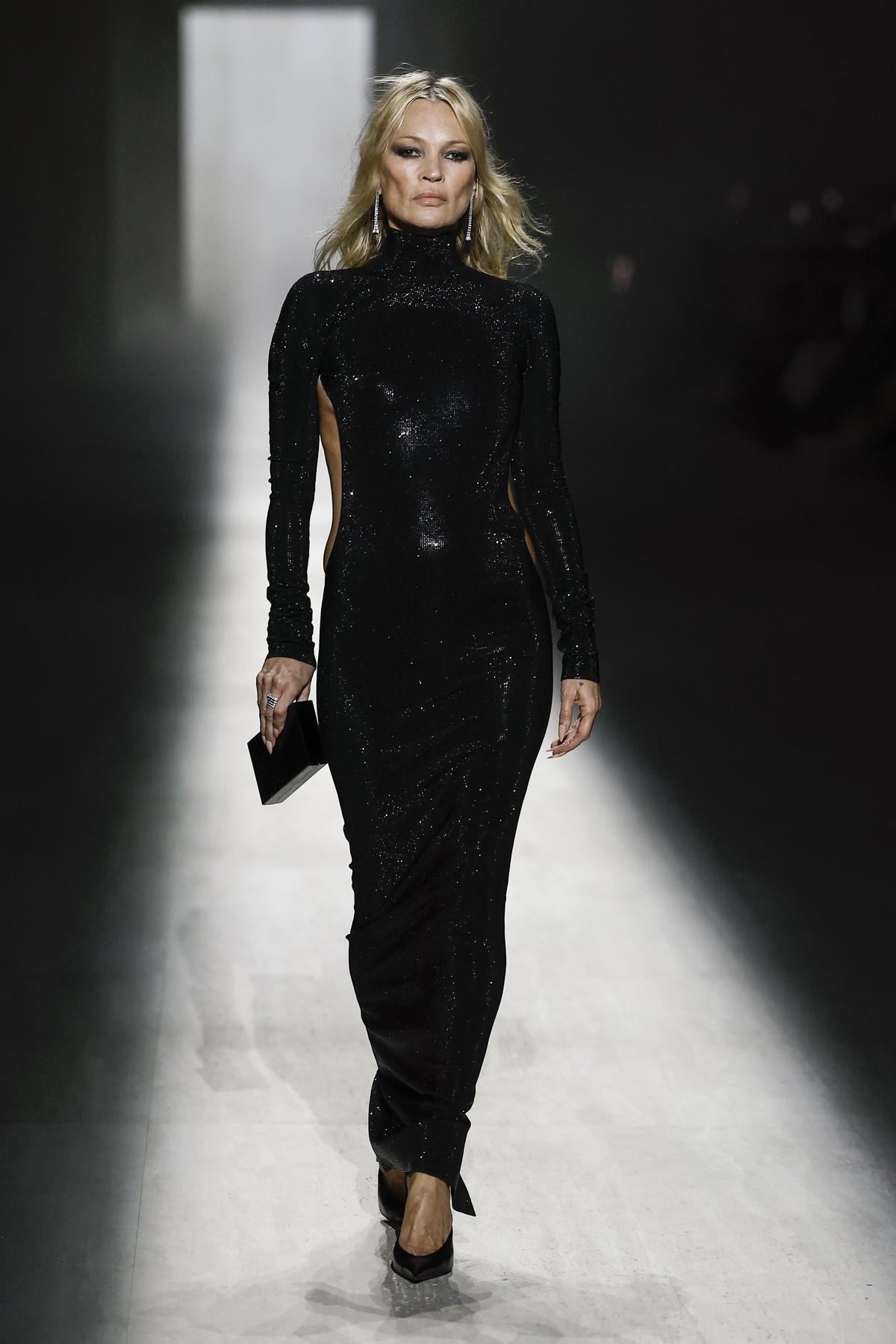 Η Κέιτ Μος στο show FW'26 του οίκου Gucci/Φωτογραφία: Profimedia