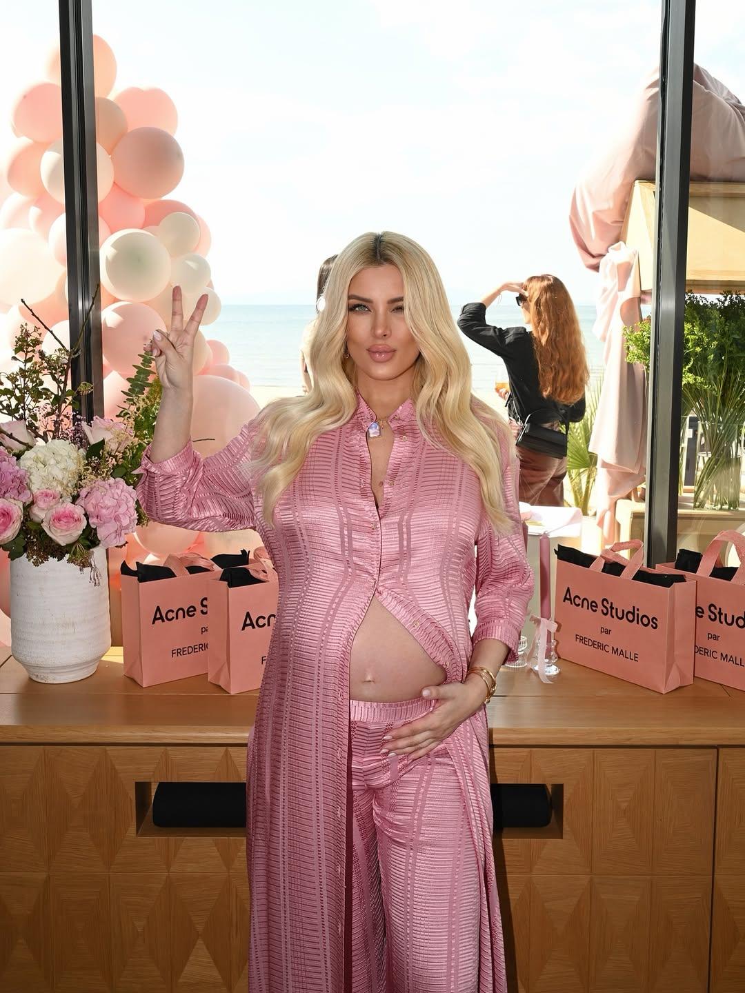 Κατερίνα Καινούργιου/ @katken85