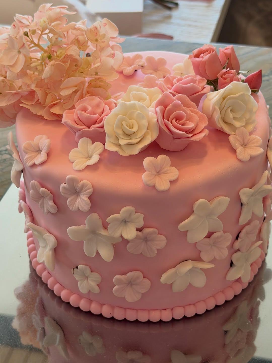 Η εντυπωσιακή τούρτα/ @katken85