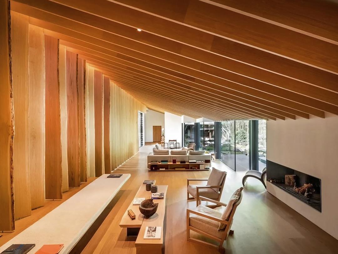 Kenzo House/ Φωτογραφία: Instagram/ @dc_hillier 