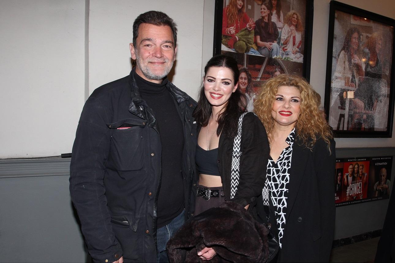 Ο Κωνσταντίνος Καζάκος με την Τζένη Καζάκου και την Τάνια Τρύπη/ NDP Photo Agency