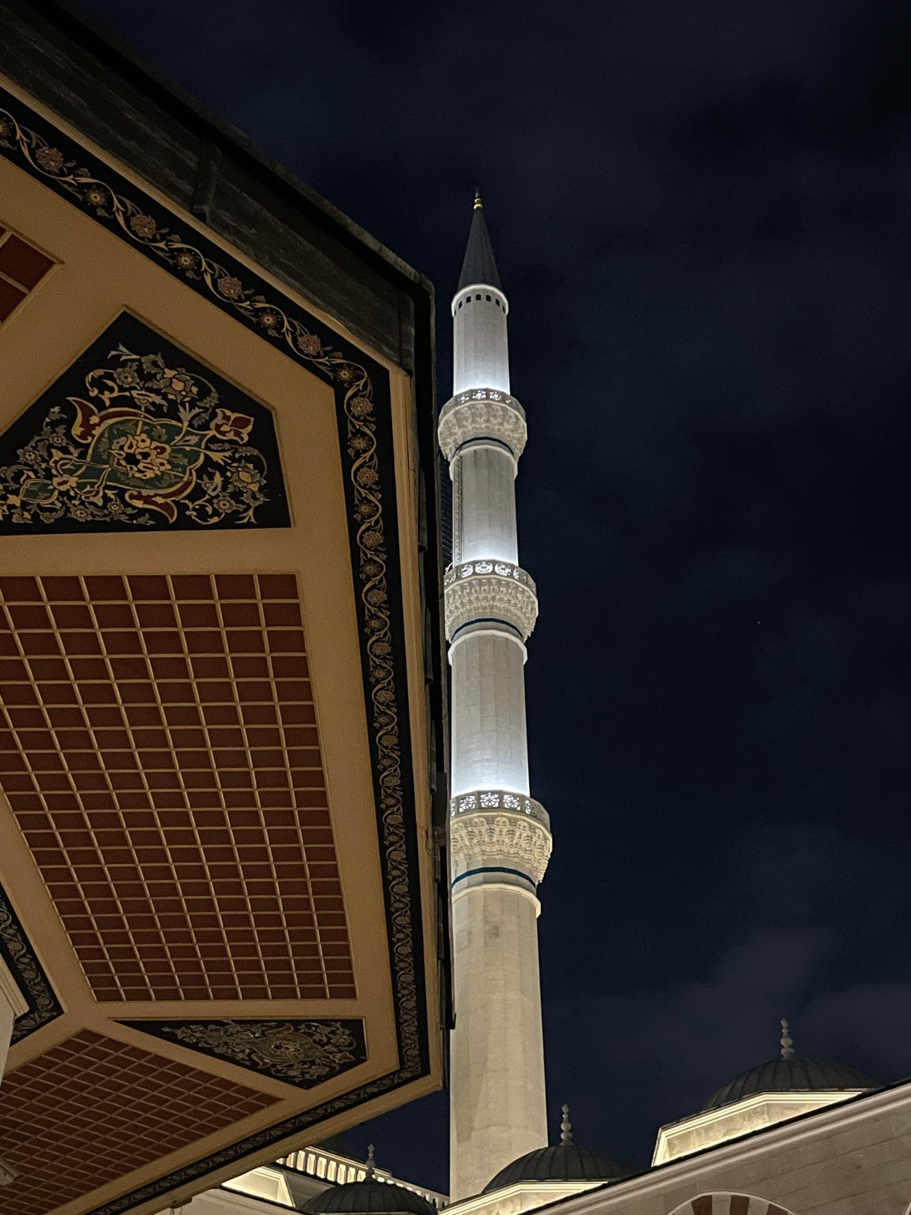  Από τα μνημεία μέχρι τα μικρά σοκάκια, η Κωνσταντινούπολη έχει πάντα κάτι να ανακαλύψεις. 