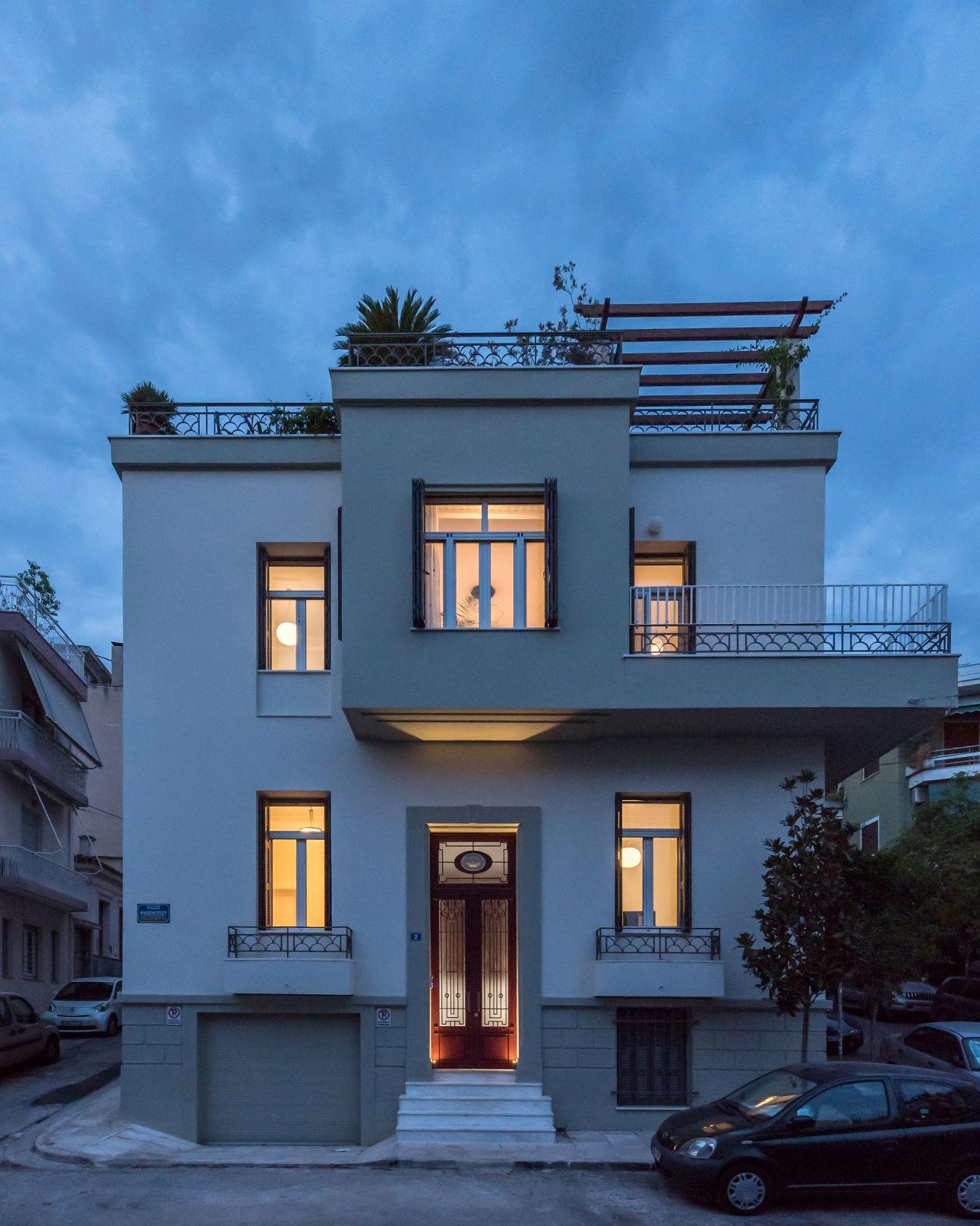 Η αποκατάσταση της εξωτερικής όψης ακολούθησε πιστά το ύφος της περιόδου/ Φωτογραφία: Γιώργος Σφακιανάκης