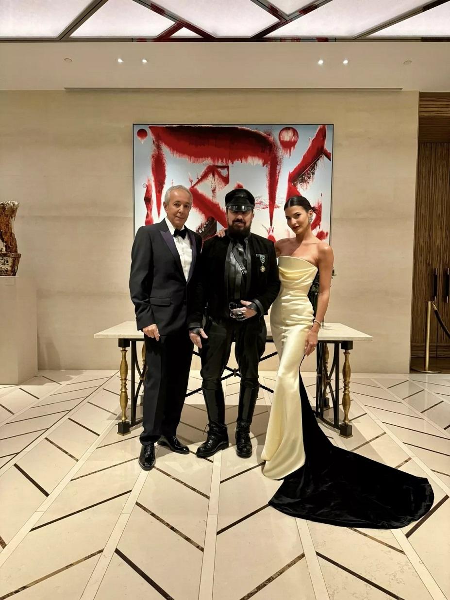 Γιάννης Κούστας, Peter Marino, Δήμητρα Κούστα/ @belita_private