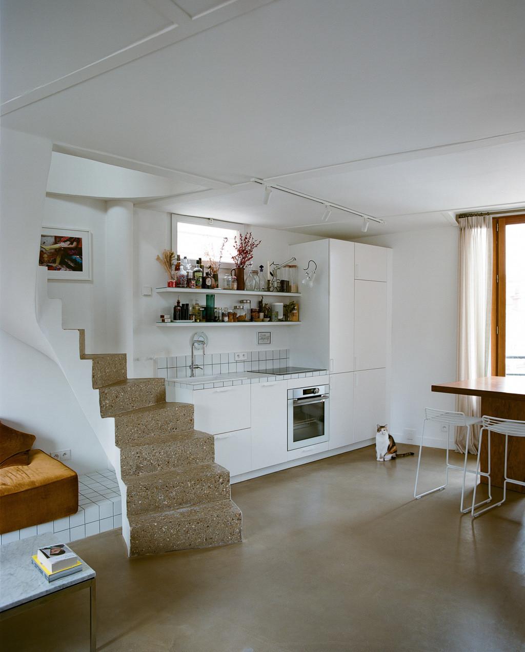 Η σκάλα στη νέα της θέση/ Φωτογαφία: Instagram/ @yellowtrace  