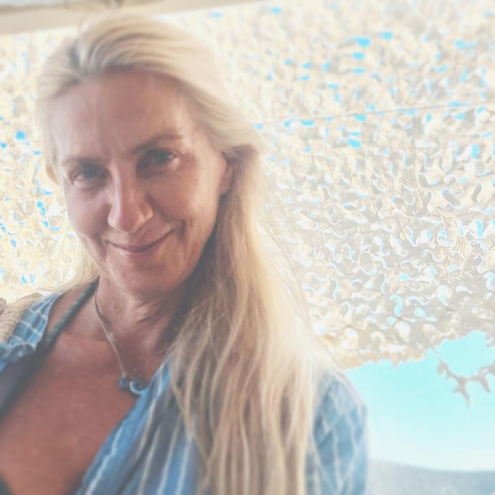 Η Λένα Αρώνη χωρίς μακιγιάζ/ Φωτογραφία: Instagram/ @lena_aroni