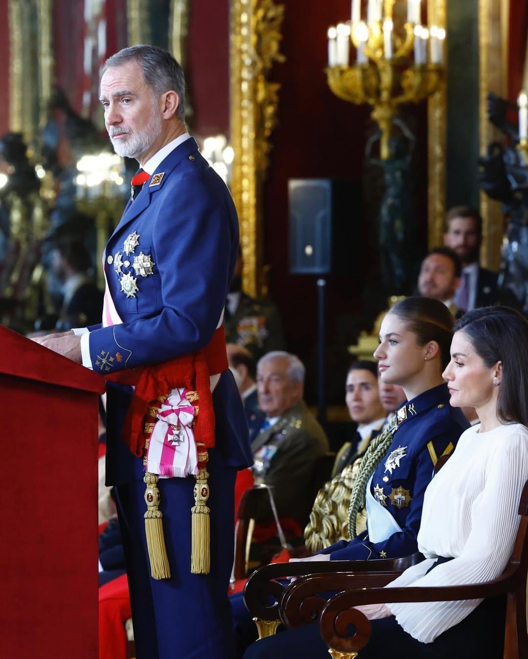 Η βασίλισσα Λετίθια εμφανίστηκε με καινούργια σκουλαρίκια/ Φωτογραφία: Instagram/ @casareal_es    