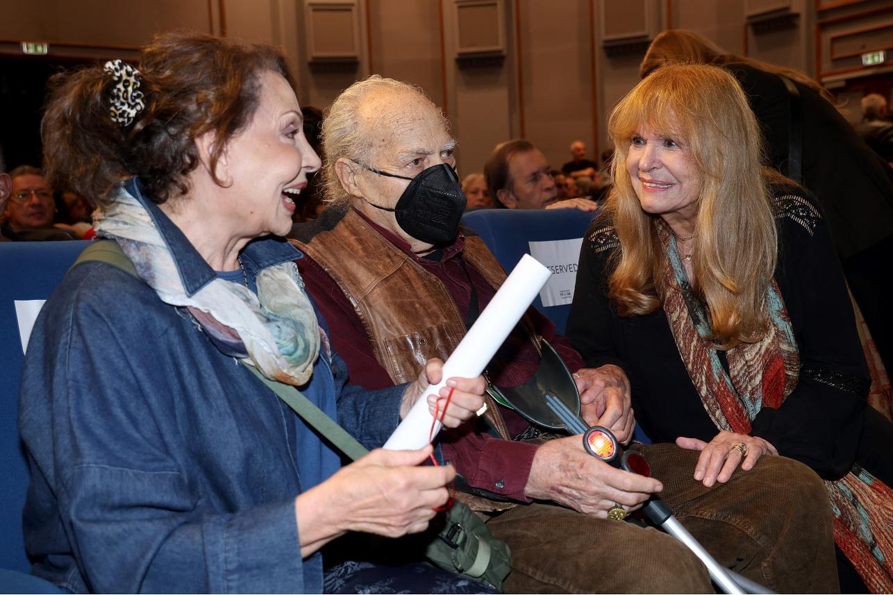 Μπέτυ Λιβανού-Νίκος Καβουκίδης-Χλόη Λιάσκου/Φωτογραφία NDP 