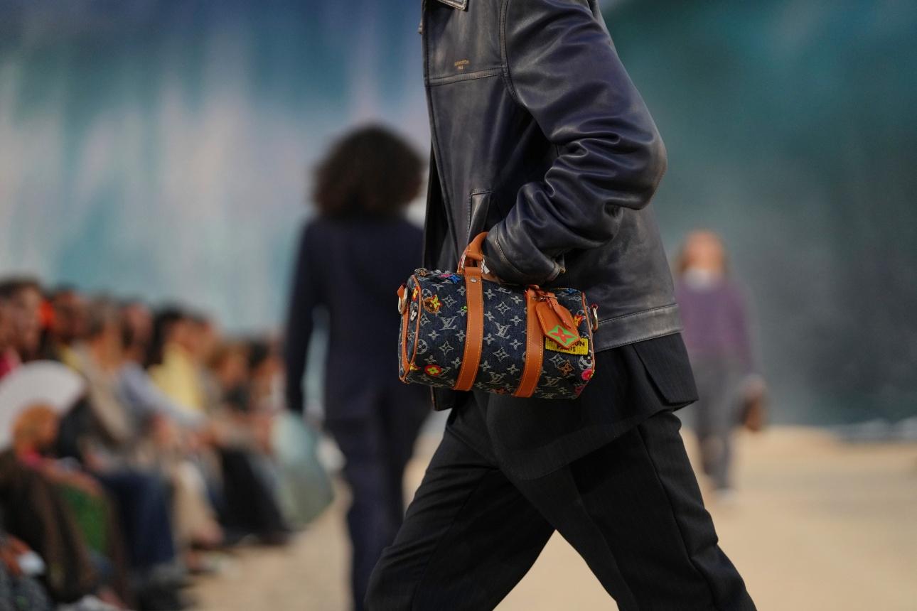 Louis Vuitton menswear S/S '27/ AP Images