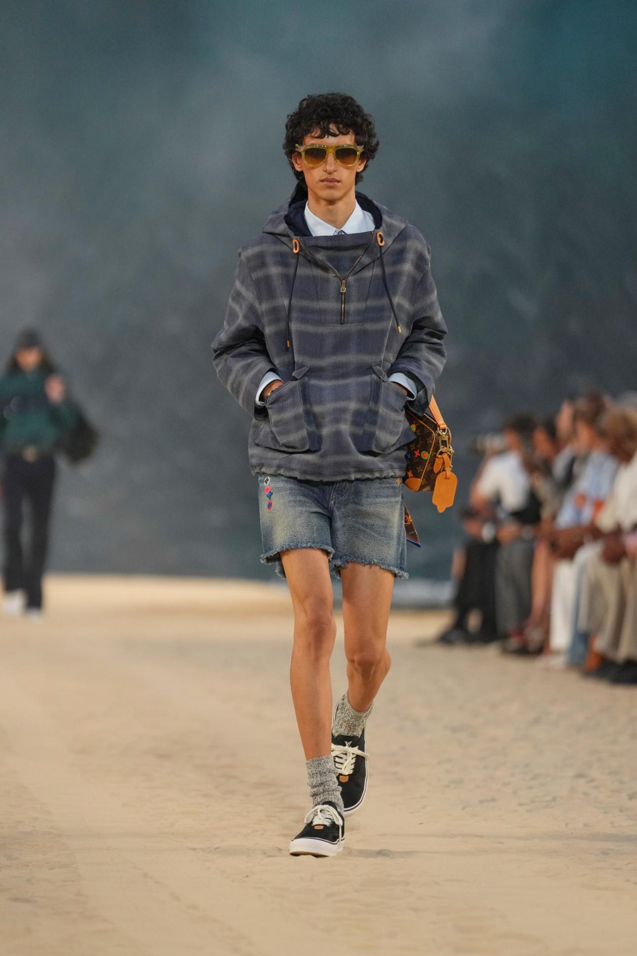 Louis Vuitton menswear S/S '27/ AP Images