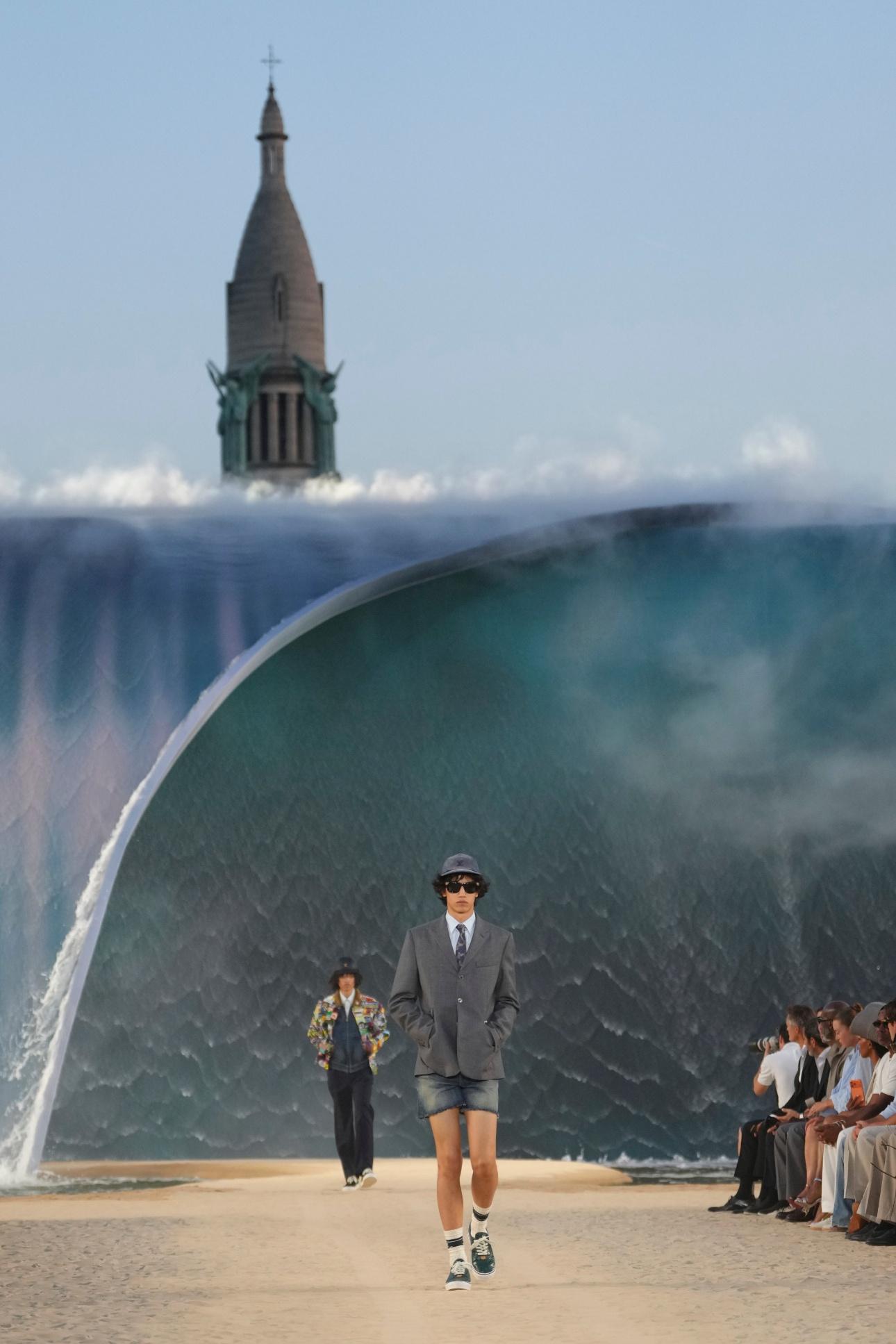 Louis Vuitton menswear S/S '27/ AP Images
