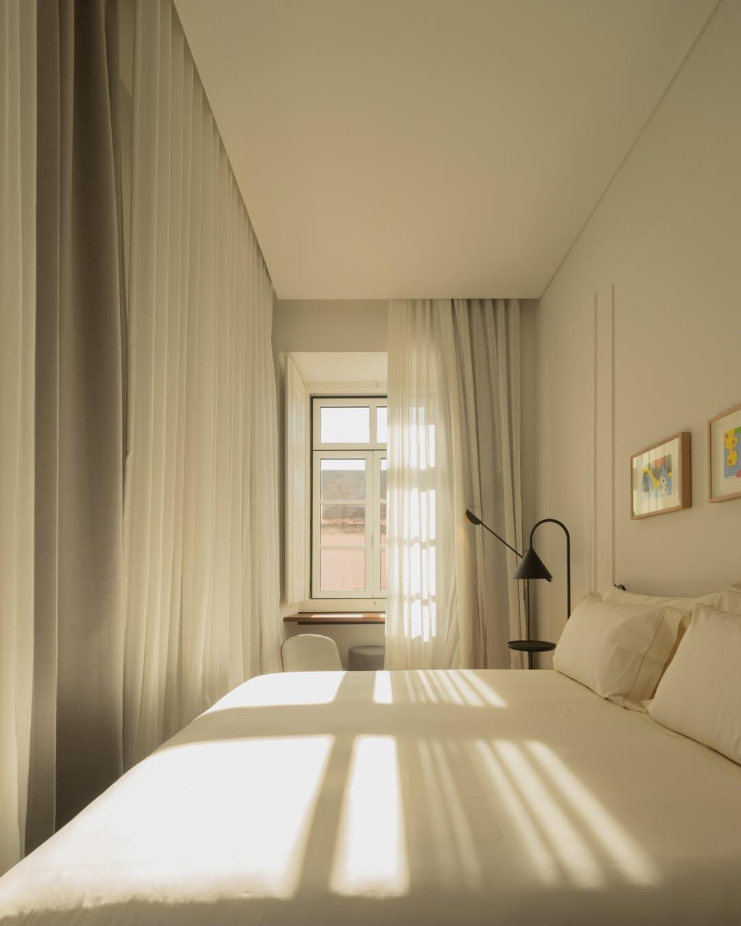   Δωμάτιο του ξενοδοχείου/ Φωτογραφία: Instagram/ @macam.museum_hotel      