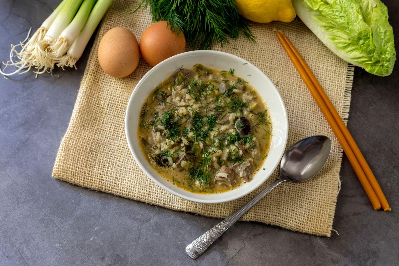  Σε κάποιες περιοχές της Ελλάδας προσθέτουν ρύζι, σε άλλες όχι, ενώ υπάρχουν και παραλλαγές φρικασέ.  Φωτογραφία: Shutterstock