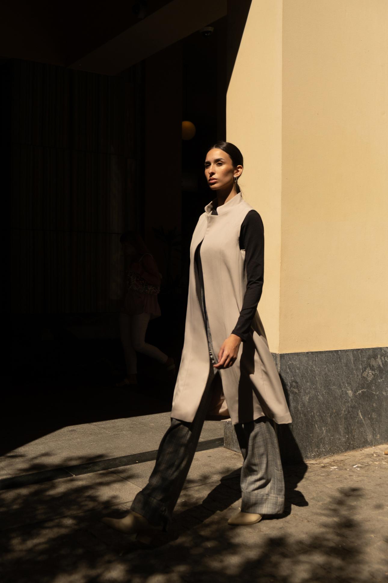  Καθαρές γραμμές και διαχρονικές σιλουέτες από τη συλλογή Pulse. 