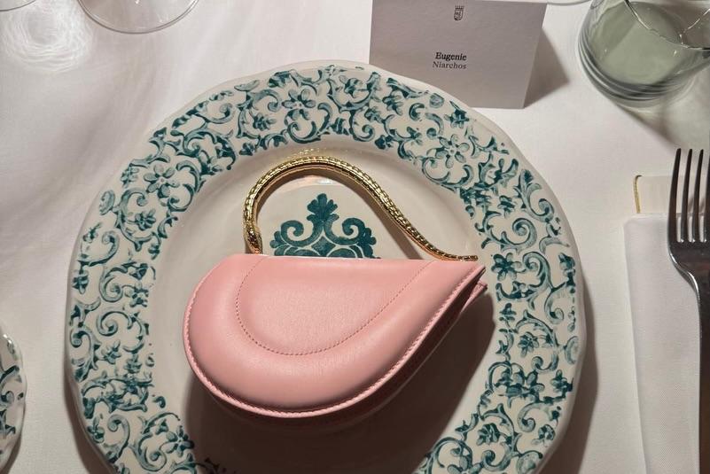 Το art de la table/ Φωτογραφία: Instagram/ @marykatrantzou