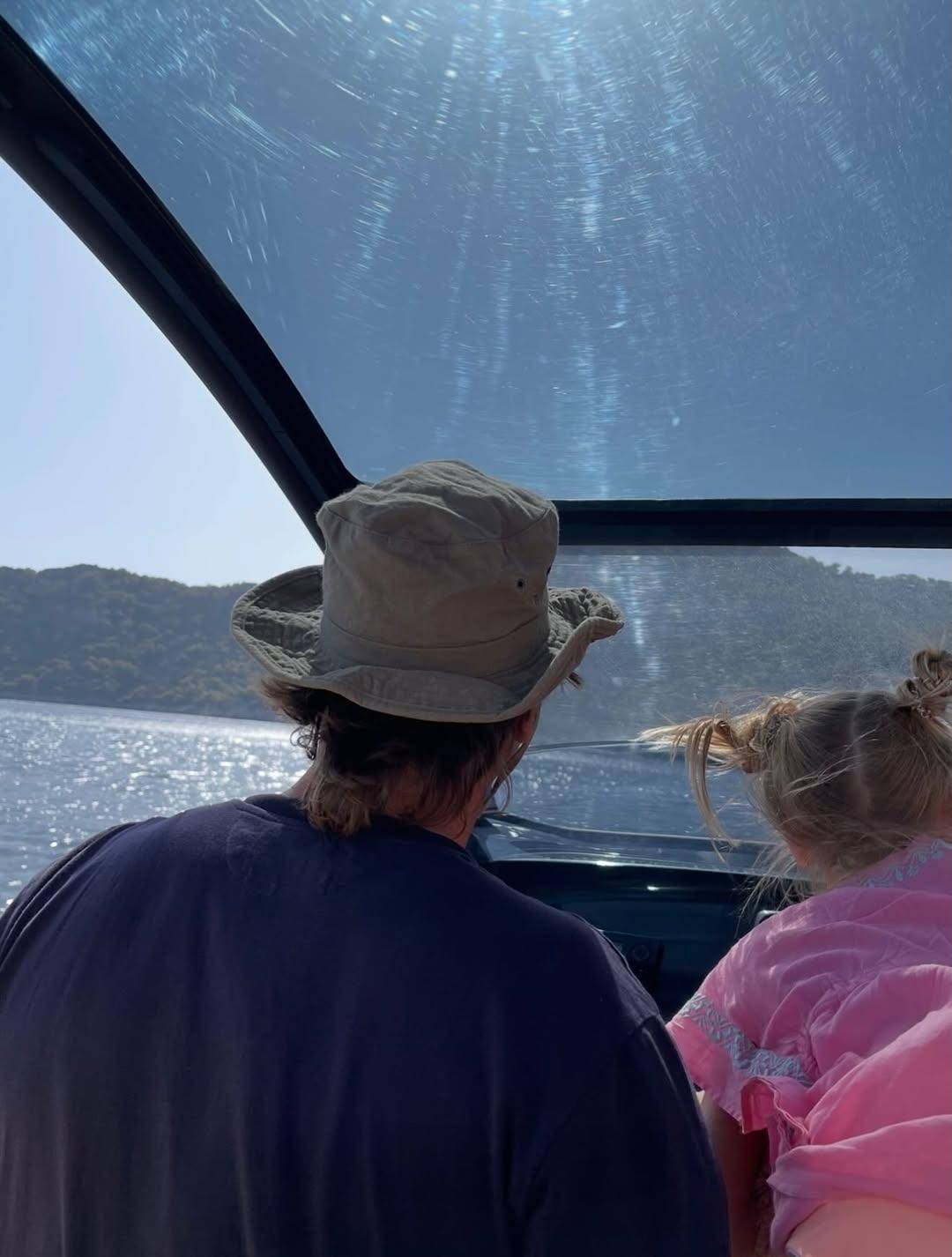 Ο Μάκης Παντζόπουλος με την Μαρίνα - Φωτογραφία Instagram/@elenimenegaki