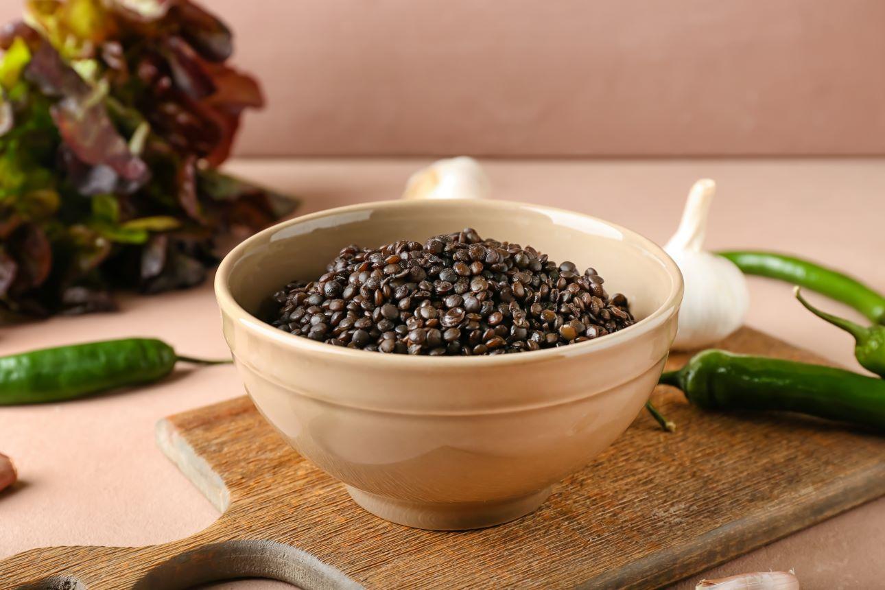 Μαύρες φακές/ Φωτογραφία: Shutterstock 