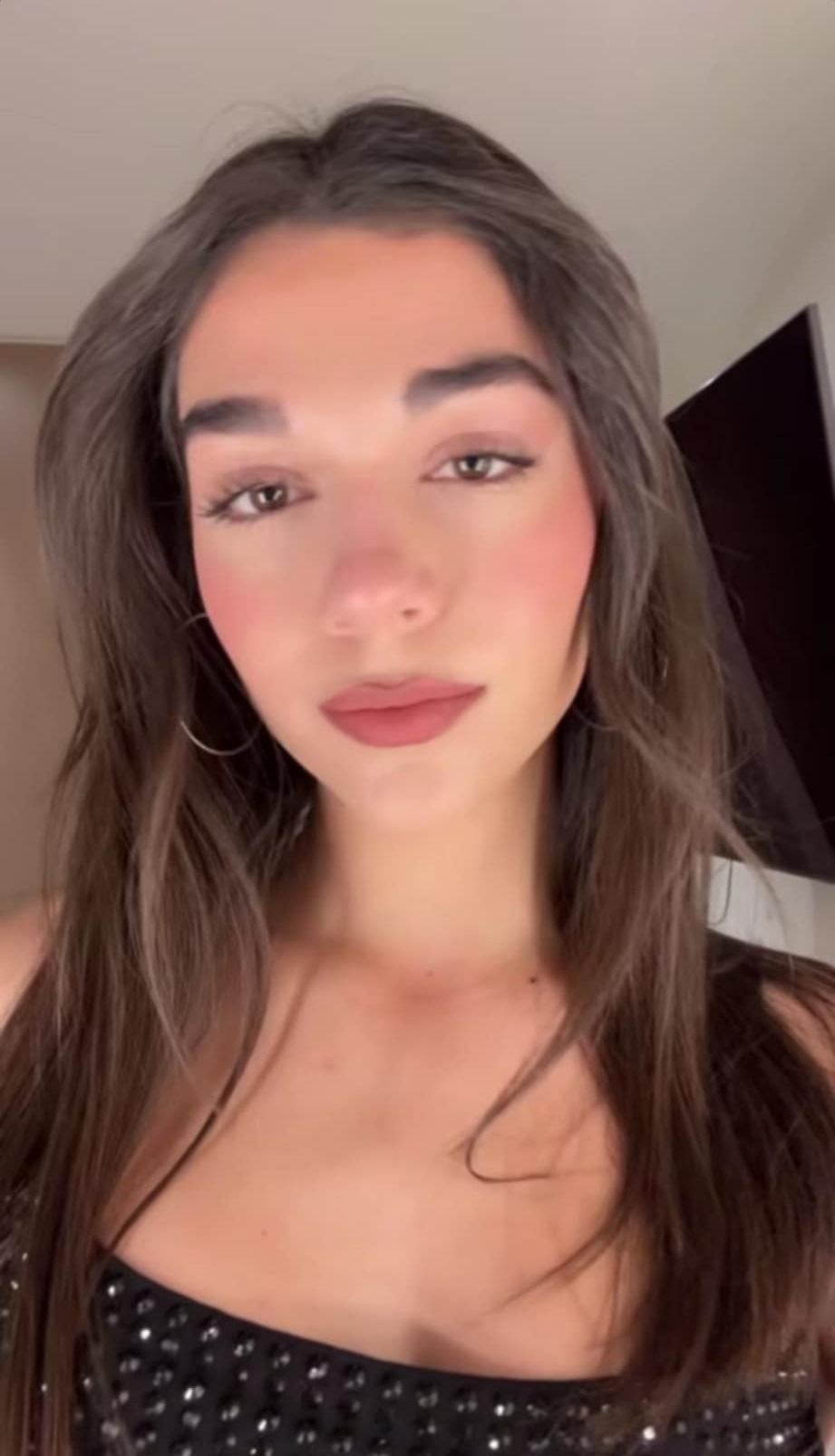 Μελίνα Νικαλαΐδη/ @melina.nikolaidi