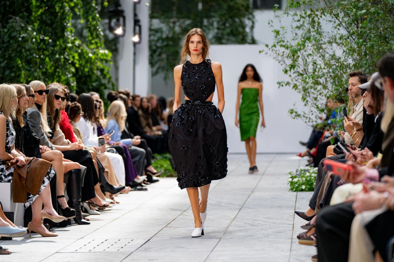 Michael Kors S/S 2027/ AP Images