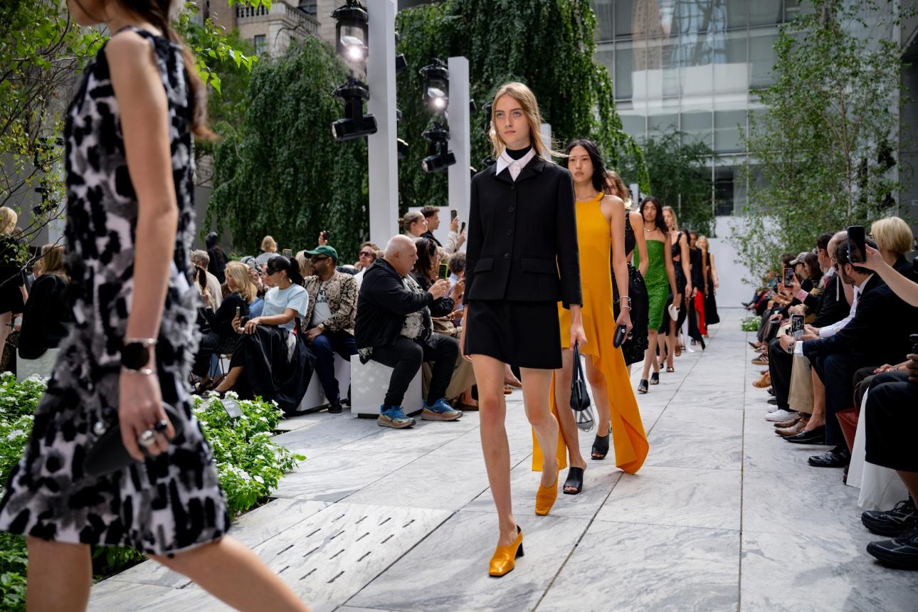 Michael Kors S/S 2027/ AP Images