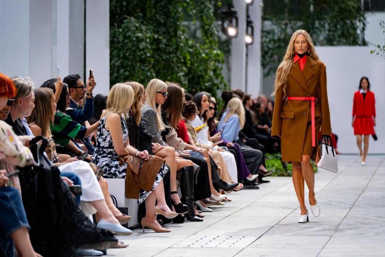 Michael Kors S/S 2027/ AP Images