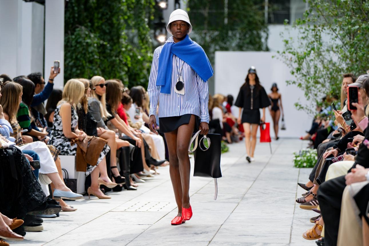 Michael Kors S/S 2027/ AP Images