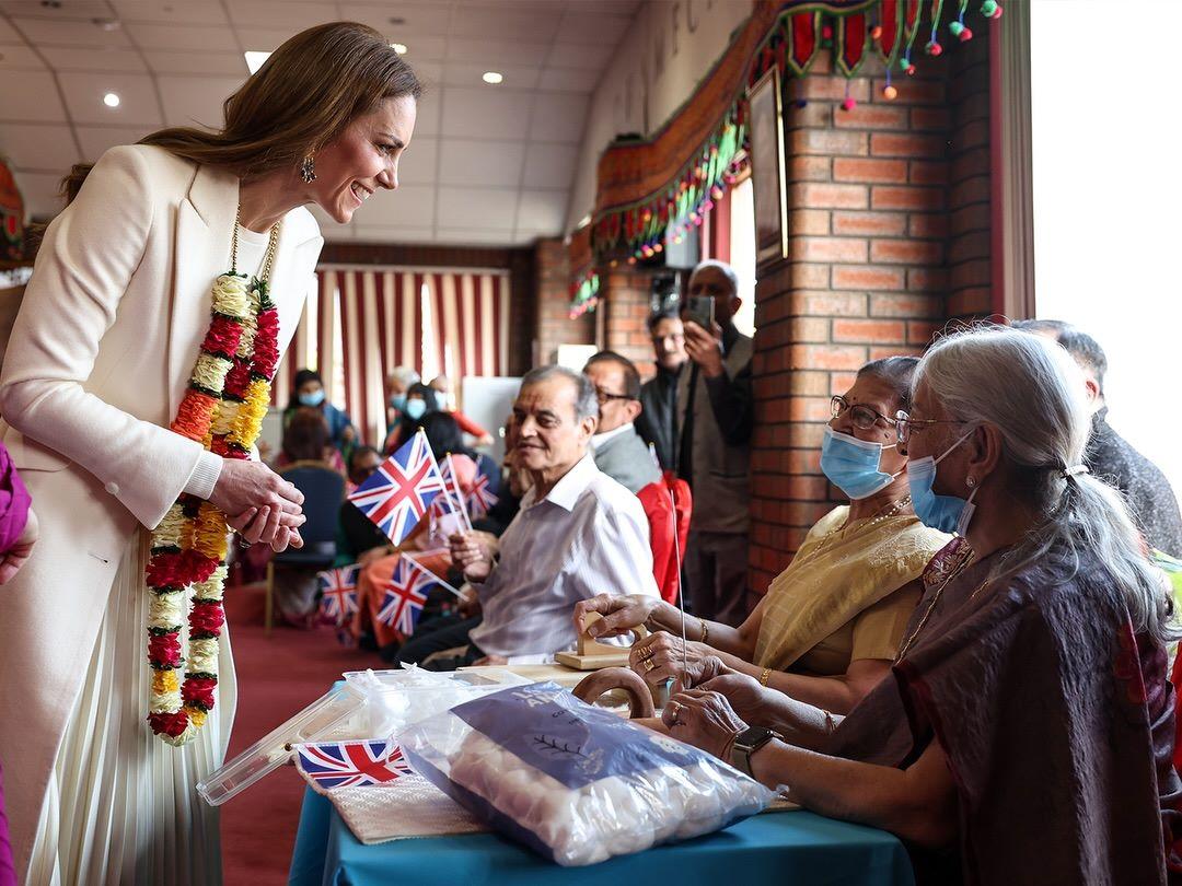 Η Κέιτ Μίντλετον κατά την επίσκεψή της στην ινδουιστική κοινότητα του Λέστερ/ Φωτογραφία: Instagram/ @princeandprincessofwales 