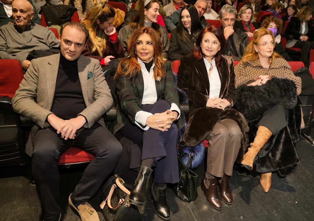  Ανδρέας Σκάρτσαρης, Μιμή Ντενίση, Κωνσταντίνα Βαρσάμη/ Φωτογραφία: Instagram/ @skartsaris