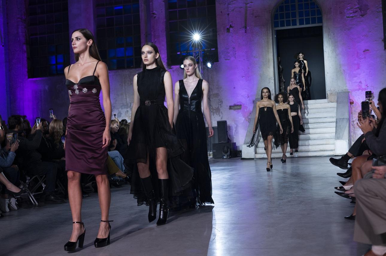 Το κλείσιμο από την επίδειξη του Τάσου Μητρόπουλου/ NDP Photo Agency