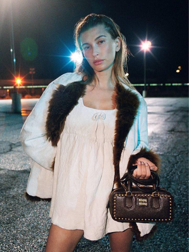Χέιλι Μπίμπερ/ Miu Miu