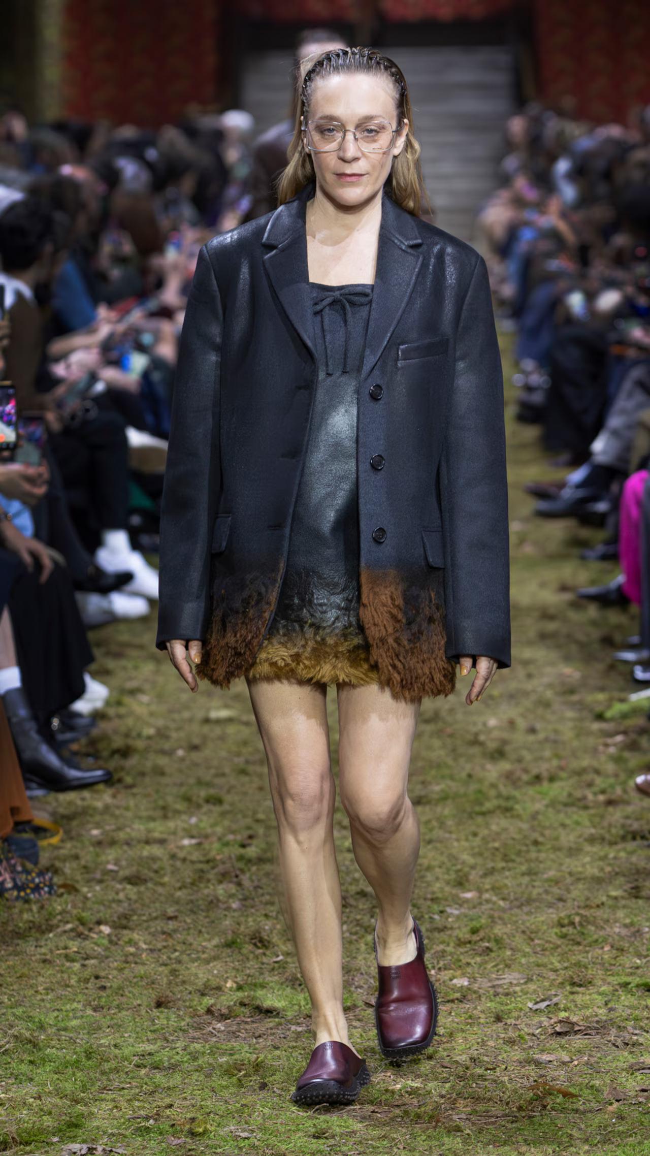 H Κλοέ Σεβινί για τη Miu Miu FW26 / Φωτογραφία: Μiu Miu