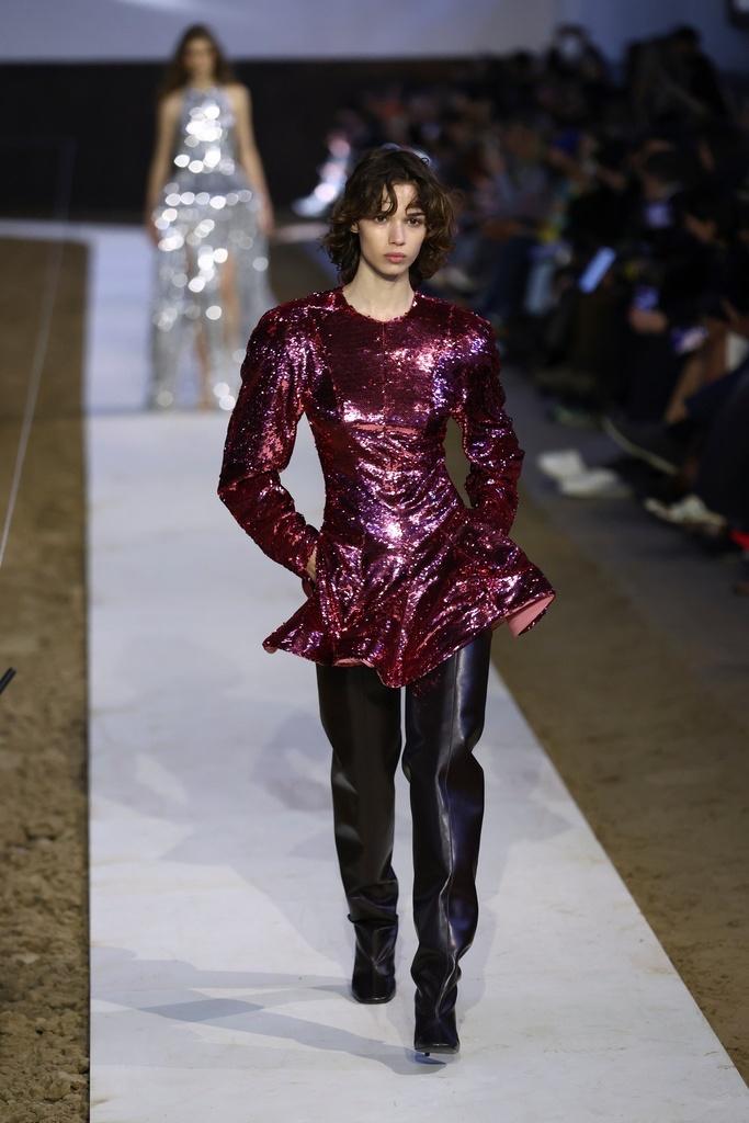 Stella McCartney, Paris Fashion Week 2026 / AP