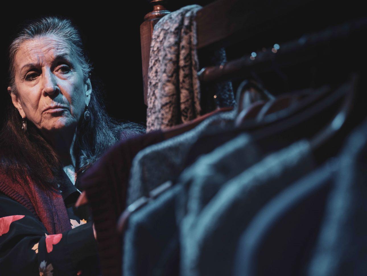 Μια Ζωή  -Ο μονόλογος μιας μοδίστρας / Φωτογραφία: Θέατρο Πτι Παλαί