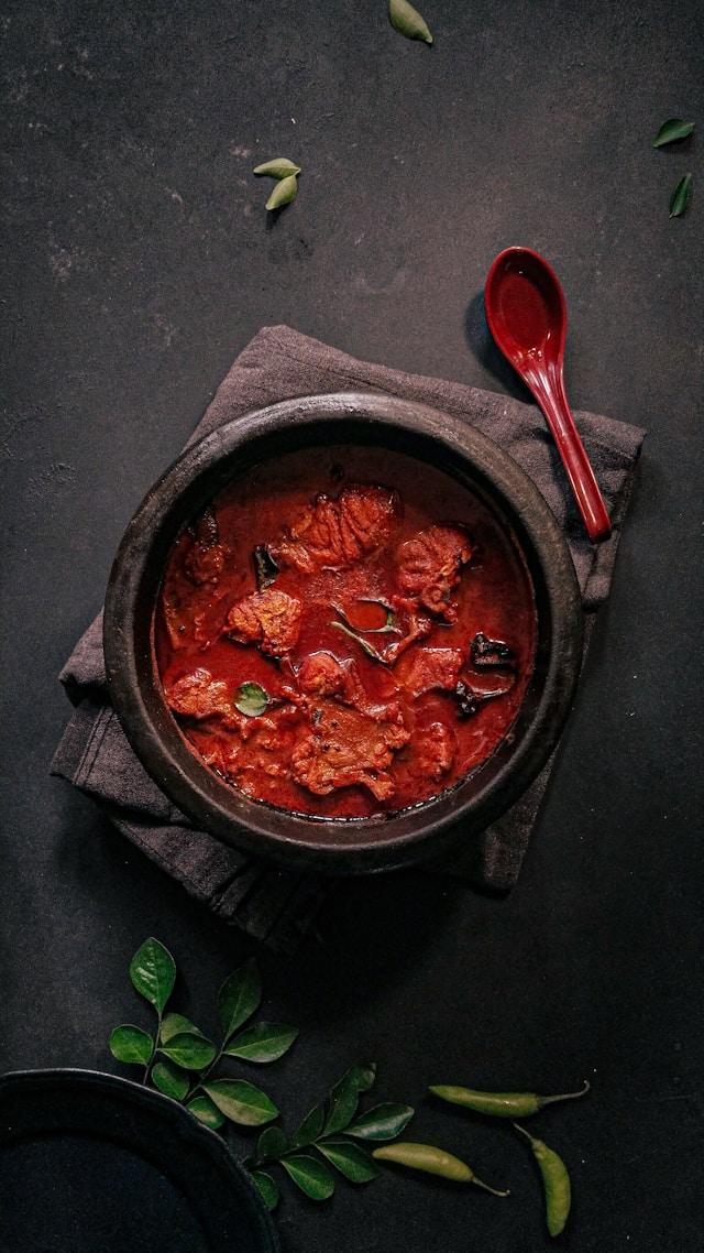 Μοσχάρι κοκκινιστό / Φωτογραφία: Unsplash